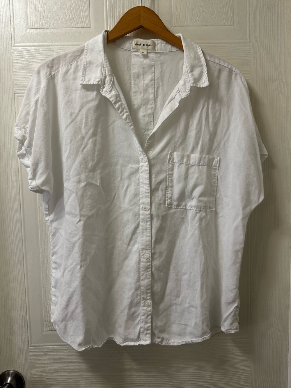 cloth & stone White Short-Sleeve Button-Down Shirt